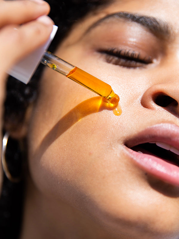 Cannabinoids in skincare. Facial Oil by Blunt skincare.